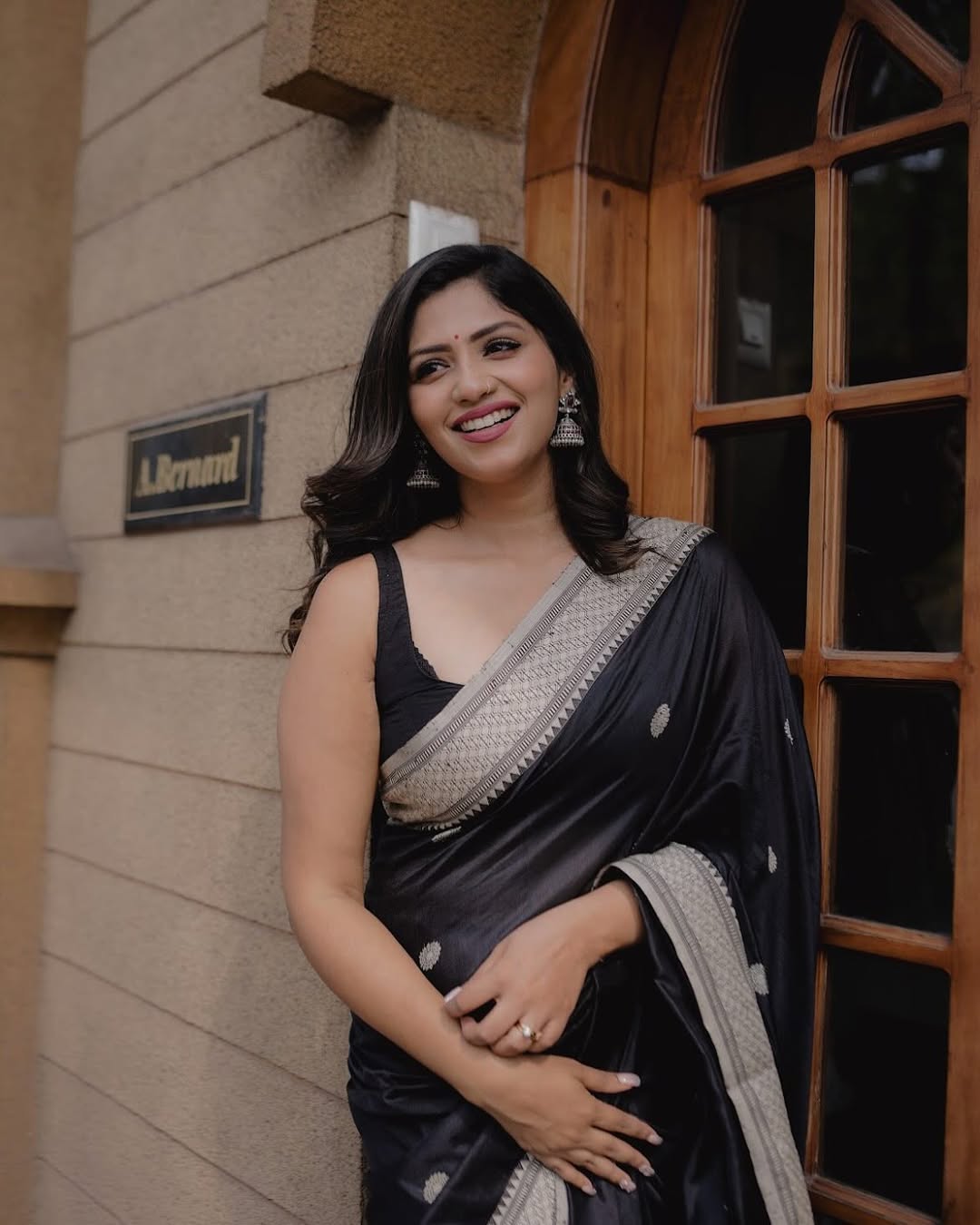 Assemblage Black Soft Silk Saree With Ebullience Blouse Piece - Surats Fabric