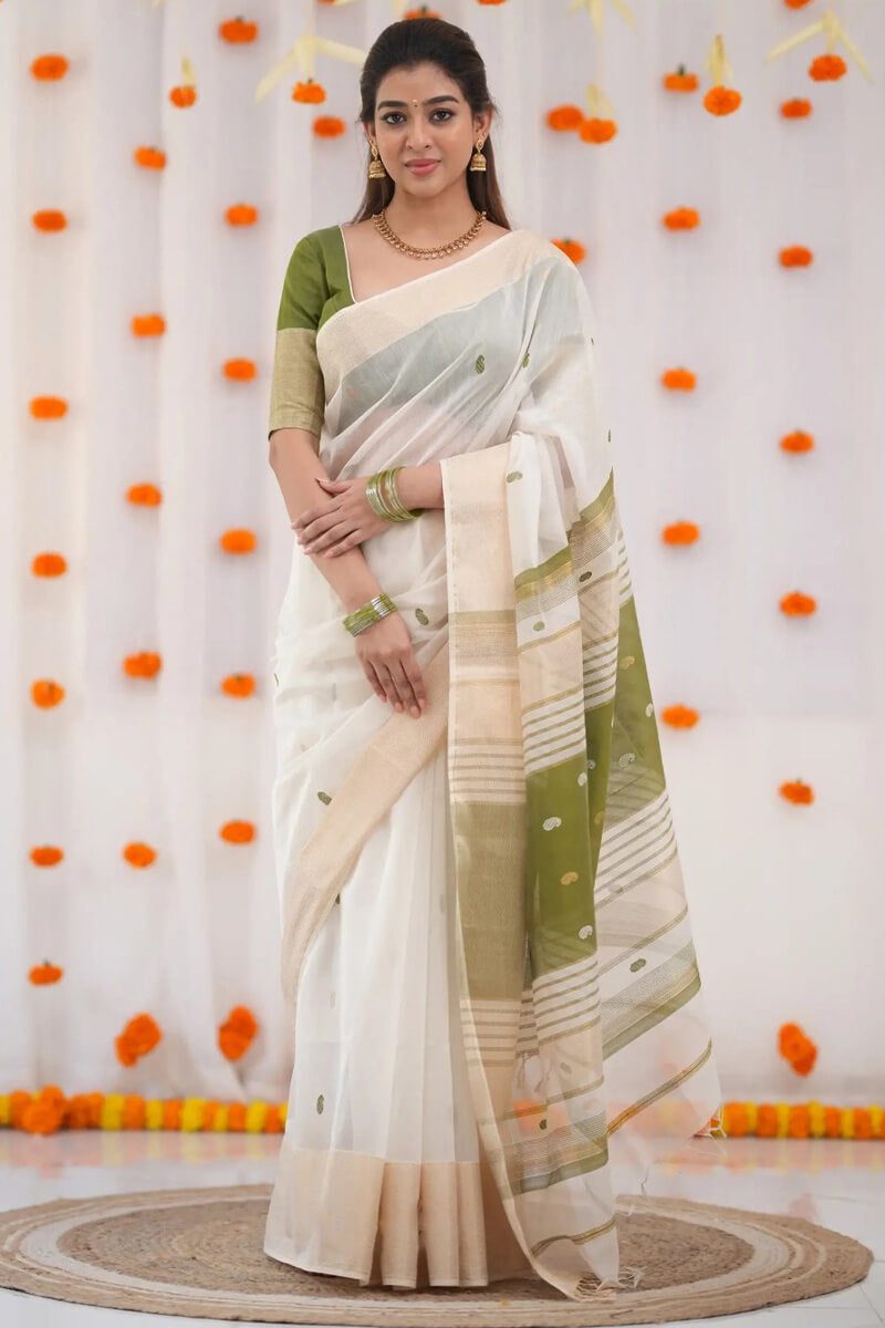 Brood Beige Cotton Silk Saree With Winsome Blouse Piece - Surats Fabric