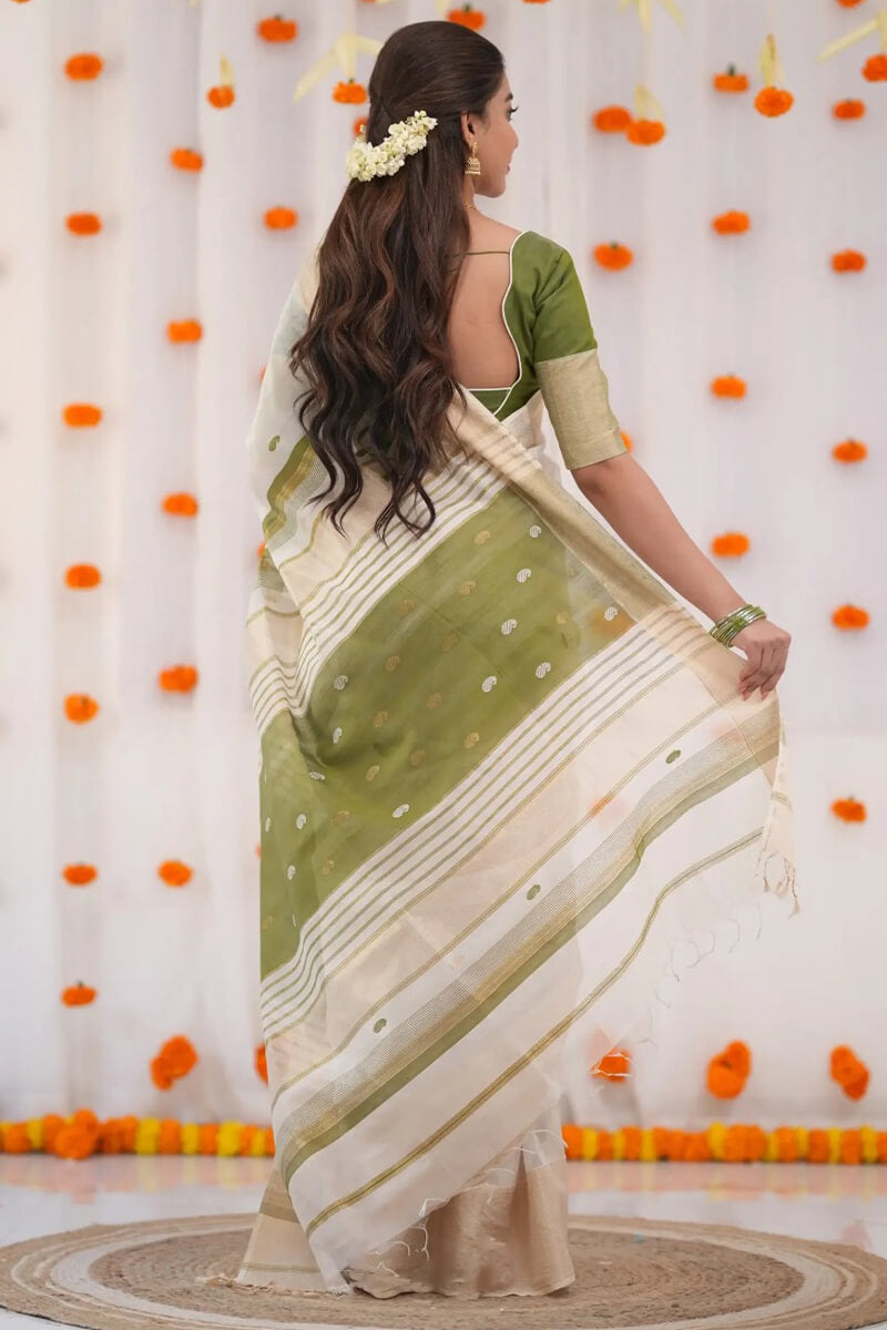 Brood Beige Cotton Silk Saree With Winsome Blouse Piece - Surats Fabric