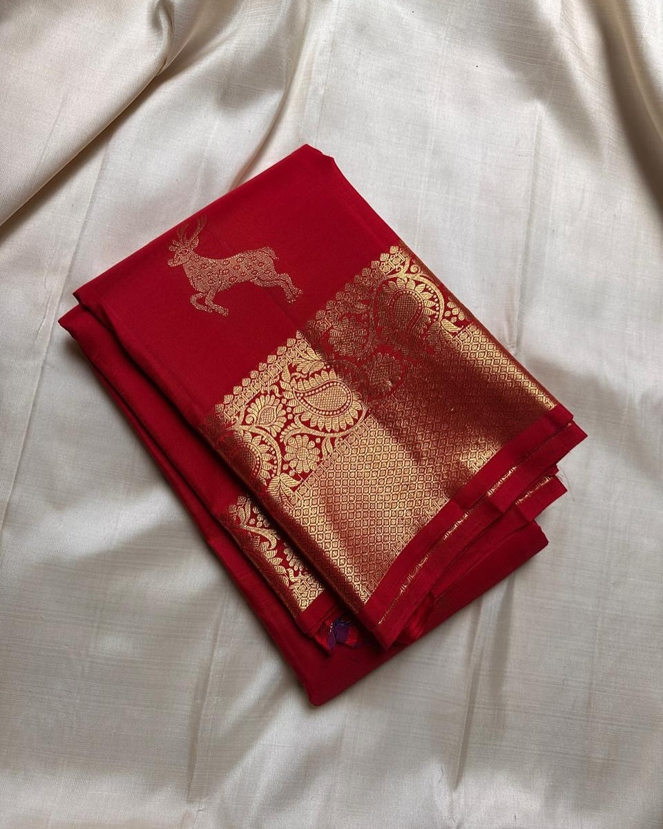 Assemblage Red Soft Banarasi Silk Saree With Delightful Blouse Piece - Surats Fabric