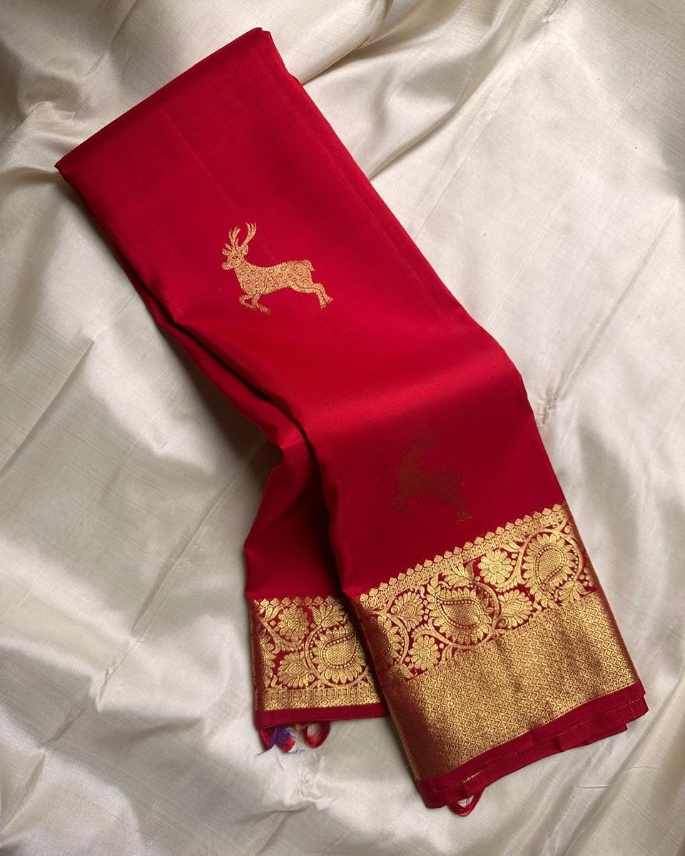 Assemblage Red Soft Banarasi Silk Saree With Delightful Blouse Piece - Surats Fabric
