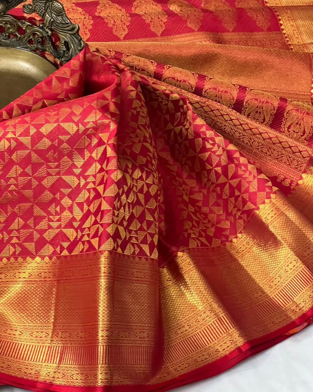Captivating Red Soft Banarasi Silk Saree With Prodigal Blouse Piece - Surats Fabric