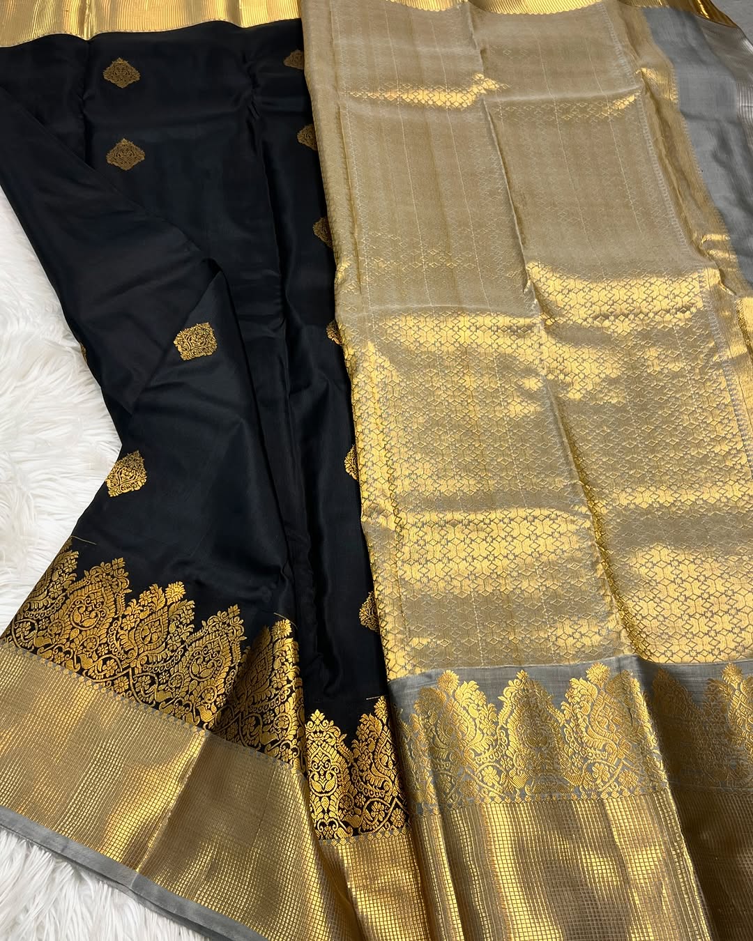 Beleaguer Black Soft Banarasi Silk Saree With Forbearance Blouse Piece - Surats Fabric