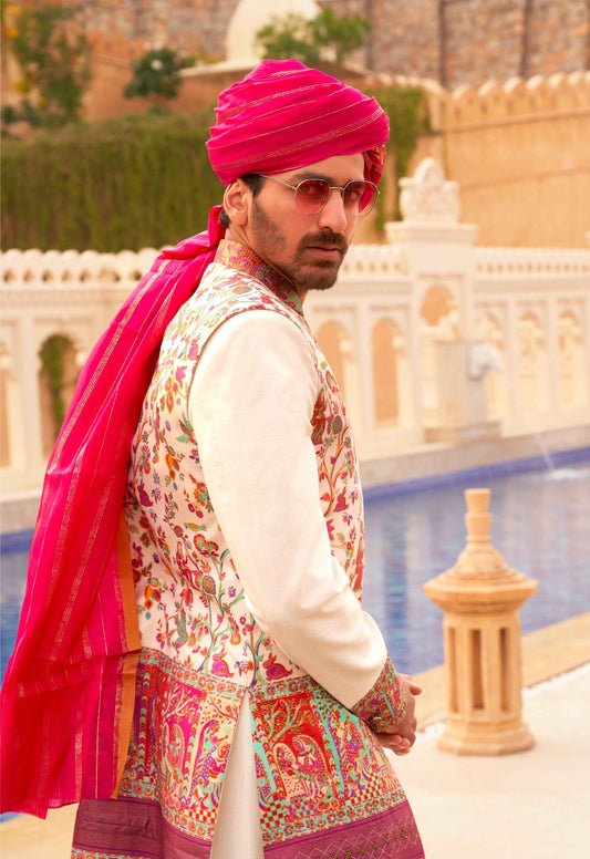 Stylish Designer Sherwani Suit for Special Occasions