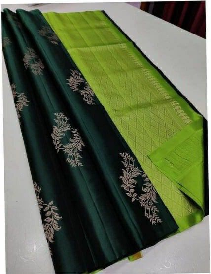 Assemblage Dark Green Soft Silk Saree With Beauteous Blouse Piece - Surats Fabric