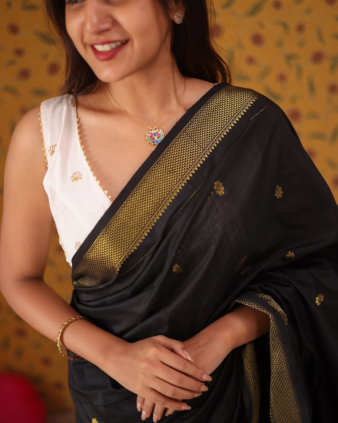 Beautiful Black Soft Silk Saree With Ravishing Blouse Piece - Surats Fabric