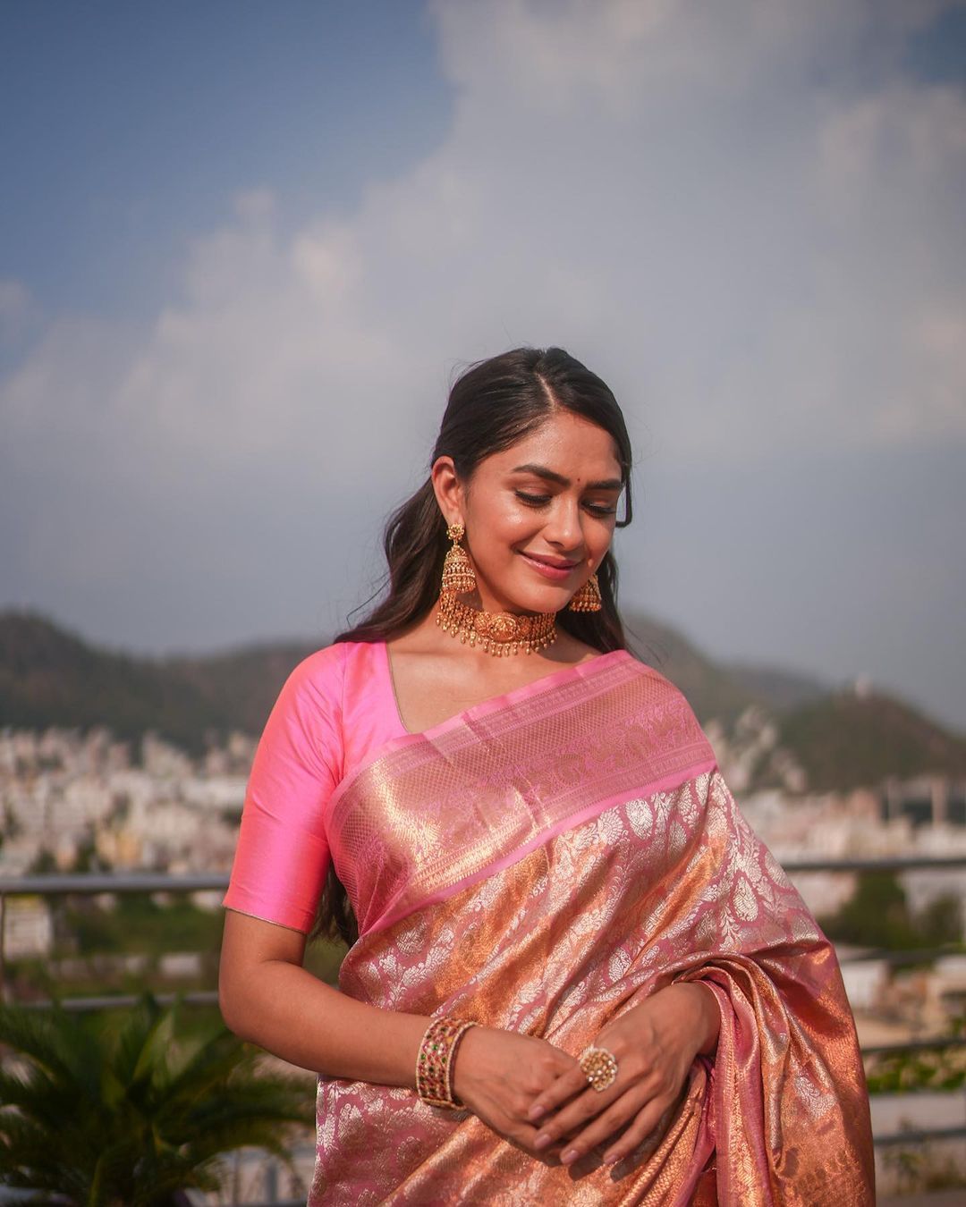 Attractive Pink Soft Banarasi Silk Saree With Impressive Blouse Piece - Surats Fabric