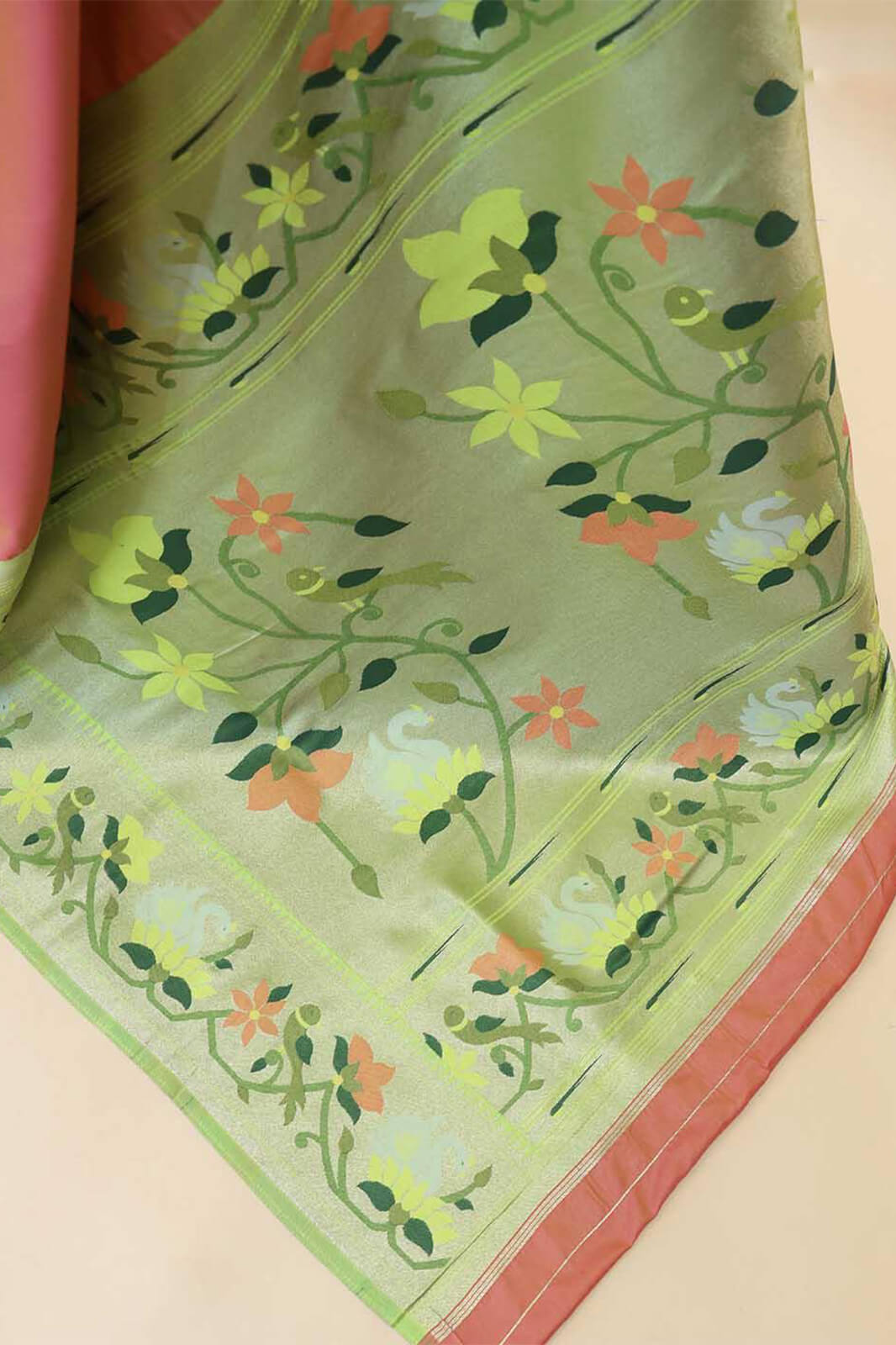 Blooming Peach Paithani Silk Saree With Gleaming Blouse Piece - Surats Fabric
