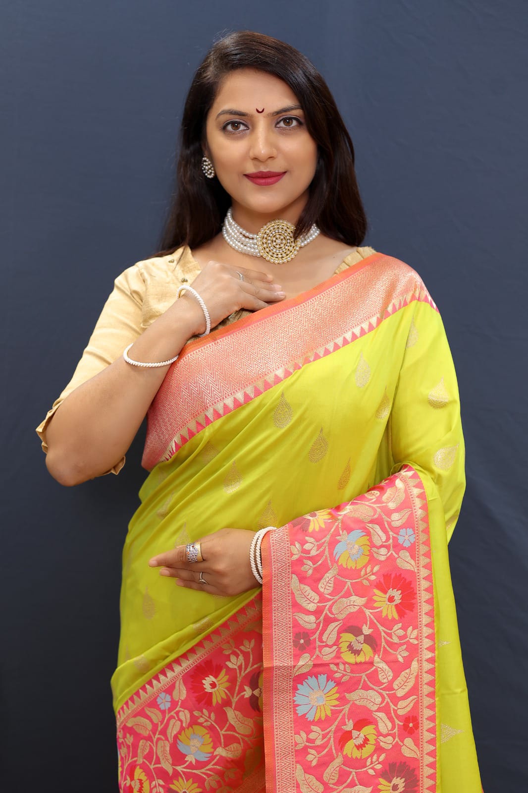 Appealing Yellow Paithani Silk Saree With Scintillating Blouse Piece - Surats Fabric
