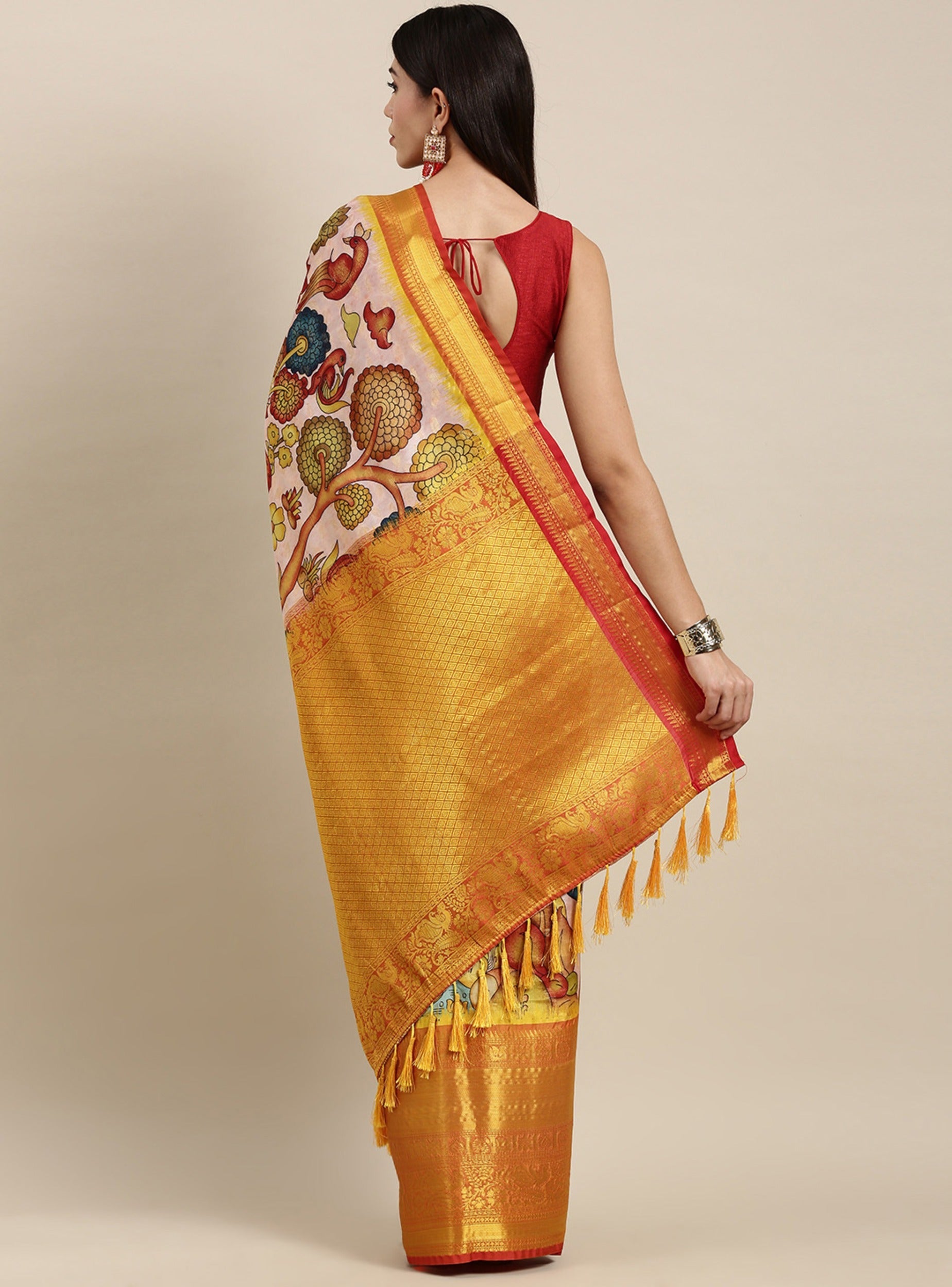 Arresting Beige Kalamkari Printed Saree With Impressive Blouse Piece - Surats Fabric