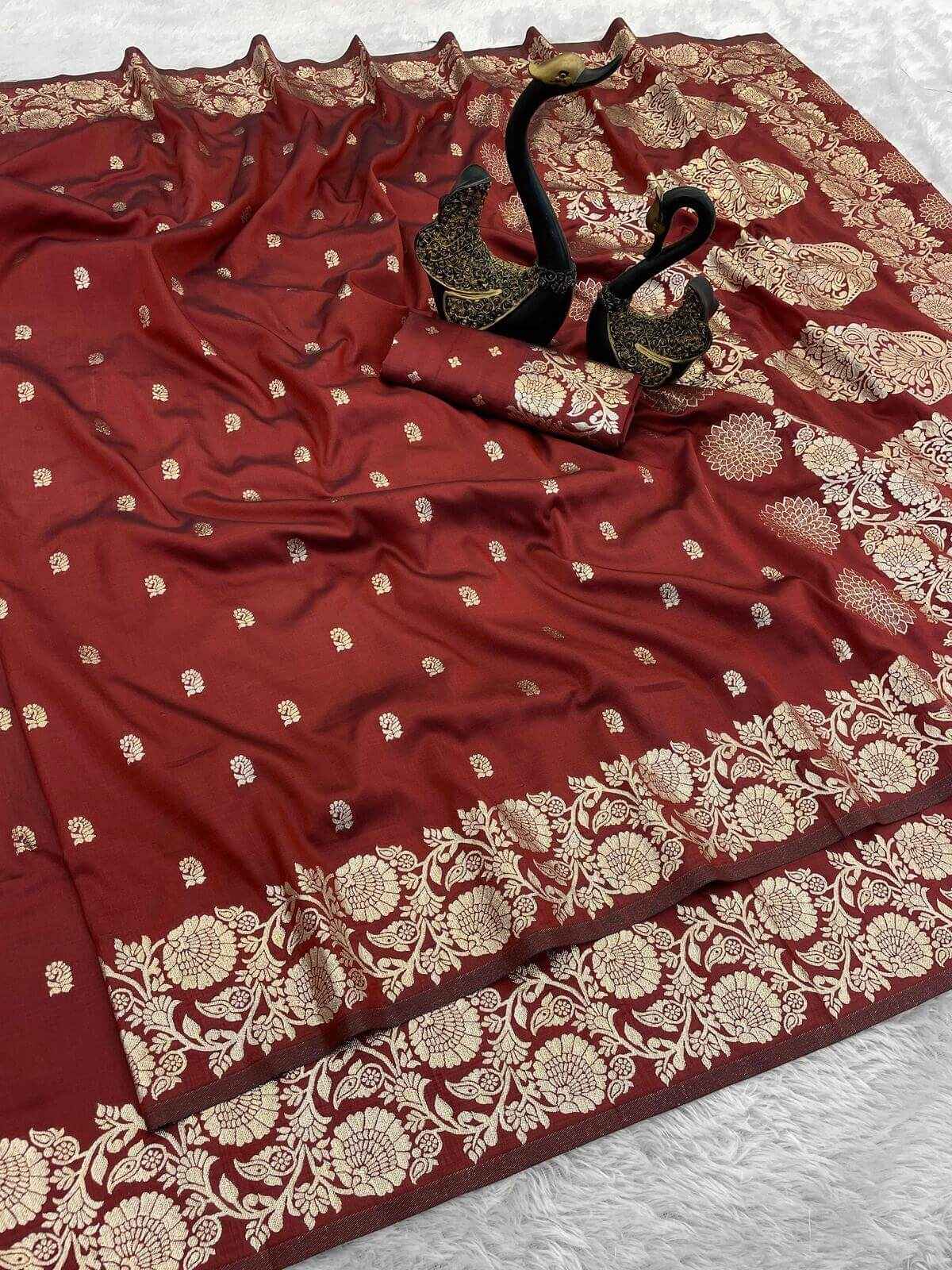 Amiable Royal Blue Soft Banarasi Silk Saree With Artistic Blouse Piece