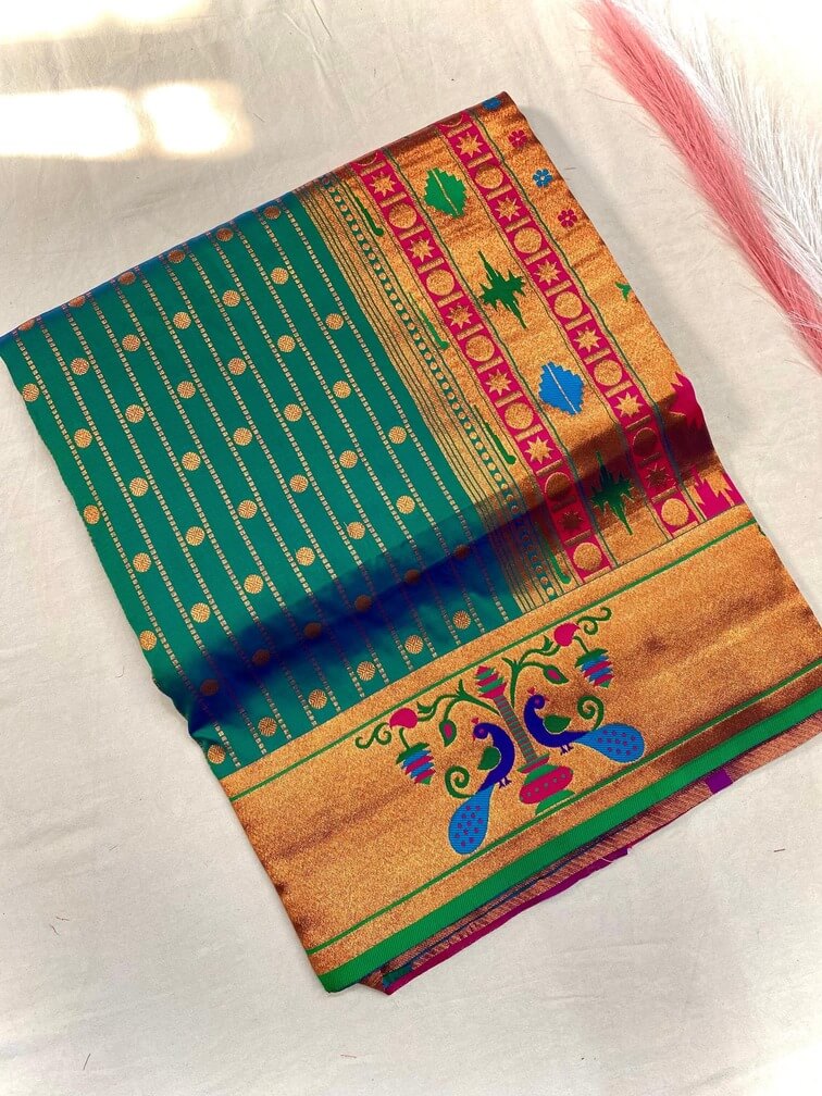 Blooming Rama Paithani Silk Saree With Energetic Blouse Piece - Surats Fabric